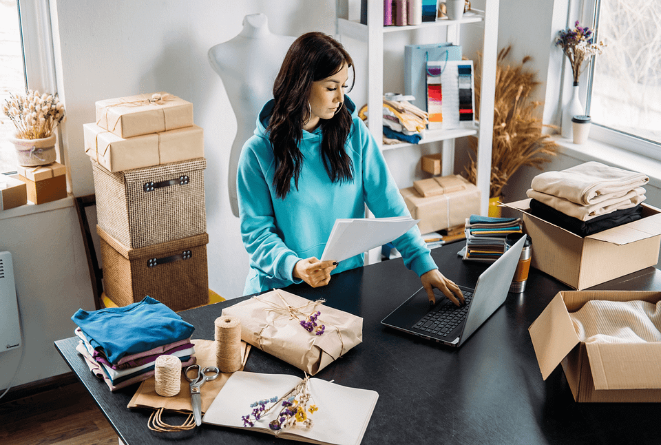 Step into the digital realm of unparalleled choices with “Bohe,” our flagship ecommerce venture.